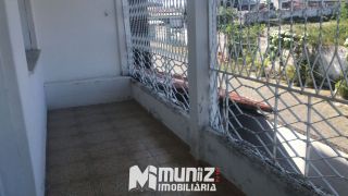 VENDE-SE CASA NA RUA PORTO ALEGRE - BAIRRO SIQUEIRA CAMPOS