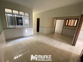 ALUGA-SE CASA NA RUA CONSTANTINO GOMES DE SOUZA