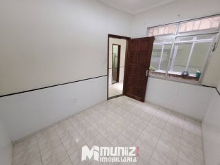 ALUGA-SE CASA NA RUA CONSTANTINO GOMES DE SOUZA