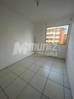 ALUGA-SE APTO NO COND. BARRA CLUB I