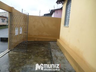 VENDE-SE CASA RUA 45 ROSA ELZE