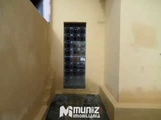 VENDE-SE CASA RUA 45 ROSA ELZE