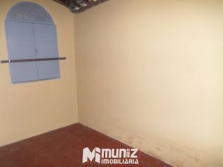 VENDE-SE CASA RUA 45 ROSA ELZE