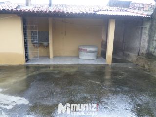 VENDE-SE CASA RUA 45 ROSA ELZE