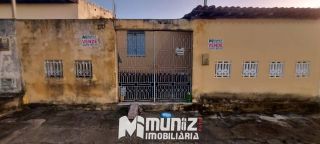 VENDE-SE CASA RUA 45 ROSA ELZE