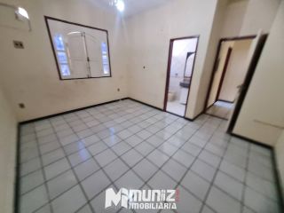 Excelente Casa Disponível Para Aluguel No Bairro Inácio Barbosa