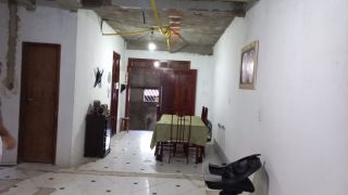 vende-se casa com 2 pavimentos no Eduardo Gomes
