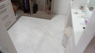 vende-se casa com 2 pavimentos no Eduardo Gomes