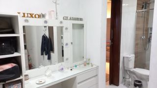 vende-se casa com 2 pavimentos no Eduardo Gomes