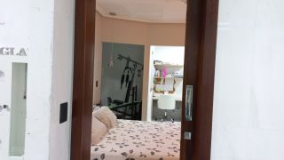 vende-se casa com 2 pavimentos no Eduardo Gomes