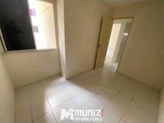 VENDE-SE APTO DESOCUPADO NO COND. ENCANTOS DO SUL - BAIRRO MARIVAN