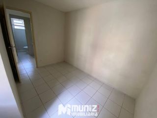 VENDE-SE APTO DESOCUPADO NO COND. ENCANTOS DO SUL - BAIRRO MARIVAN