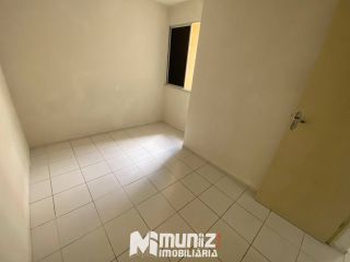 VENDE-SE APTO DESOCUPADO NO COND. ENCANTOS DO SUL - BAIRRO MARIVAN