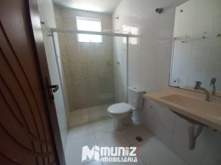 Casa Para Alugar com 3 quartos 1 suíte No Bairro Jabotiana