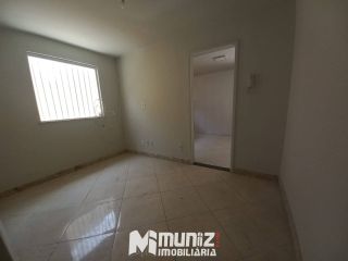 Casa Para Alugar com 3 quartos 1 suíte No Bairro Jabotiana