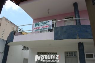 VENDE-SE CASA NA RUA MANOEL DONIZETTI VIEIRA - LUZIA