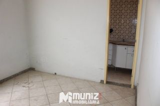 VENDE-SE CASA NA RUA MANOEL DONIZETTI VIEIRA - LUZIA