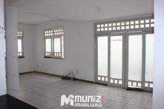 VENDE-SE CASA NA RUA MANOEL DONIZETTI VIEIRA - LUZIA