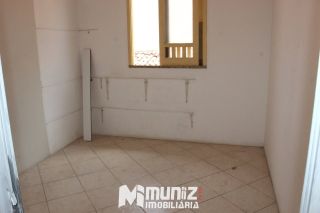 VENDE-SE CASA NA RUA MANOEL DONIZETTI VIEIRA - LUZIA