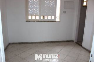 VENDE-SE CASA NA RUA MANOEL DONIZETTI VIEIRA - LUZIA