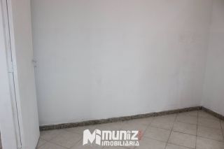 VENDE-SE CASA NA RUA MANOEL DONIZETTI VIEIRA - LUZIA