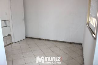 VENDE-SE CASA NA RUA MANOEL DONIZETTI VIEIRA - LUZIA