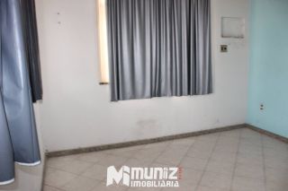 VENDE-SE CASA NA RUA MANOEL DONIZETTI VIEIRA - LUZIA