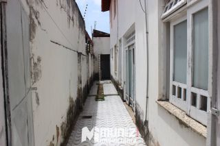 VENDE-SE CASA NA RUA MANOEL DONIZETTI VIEIRA - LUZIA