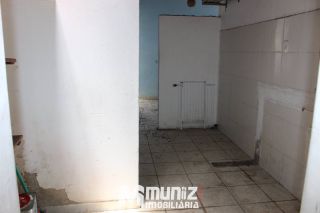 VENDE-SE CASA NA RUA MANOEL DONIZETTI VIEIRA - LUZIA