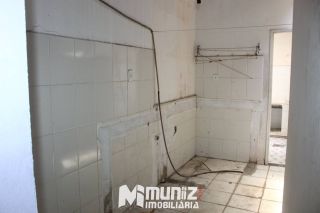 VENDE-SE CASA NA RUA MANOEL DONIZETTI VIEIRA - LUZIA