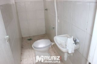 VENDE-SE CASA NA RUA MANOEL DONIZETTI VIEIRA - LUZIA