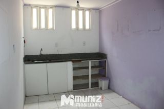 VENDE-SE CASA NA RUA MANOEL DONIZETTI VIEIRA - LUZIA