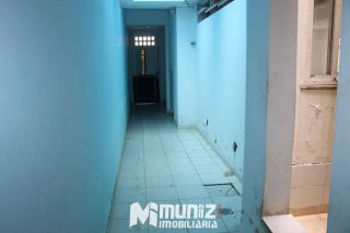 VENDE-SE CASA NA RUA MANOEL DONIZETTI VIEIRA - LUZIA