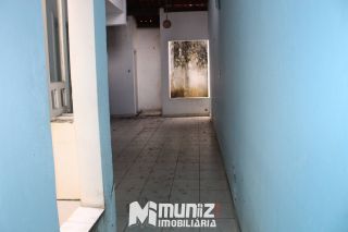 VENDE-SE CASA NA RUA MANOEL DONIZETTI VIEIRA - LUZIA