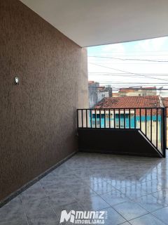 vende-se excelente casa com 2 pavimentos no Conj. Orlando Dantas