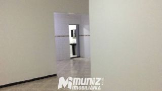 VENDE-SE CASA NO CENTRO DE NOSSA Srª DAS DORES