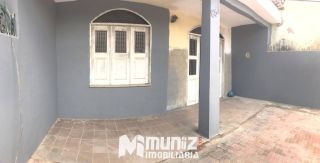 VENDE-SE CASA EM DORES PROXIMO A RODOVIARIA
