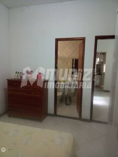 vende-se casa com 2 pavimentos no Rosa Elze
