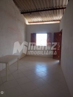 vende-se casa com 2 pavimentos no Rosa Elze