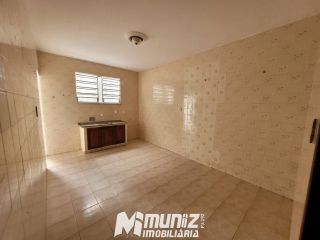 Alugue Já! Casa Ampla Disponível Para Aluguel No Bairro Pereira Lobo