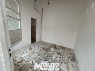 Alugue Já! Casa Ampla Disponível Para Aluguel No Bairro Pereira Lobo