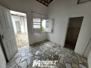 Alugue Já! Casa Ampla Disponível Para Aluguel No Bairro Pereira Lobo