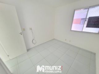 Apt à Venda  desocupado no Cond.  Mar de Aruana 2, no cond. tem elevador