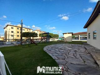ALUGA-SE APTO MOBILIADO NO COND. VILA VELHA