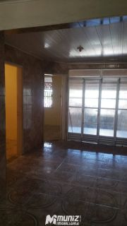 VENDE-SE CASA NA RUA PARAIBA - BAIRRO AMERICA