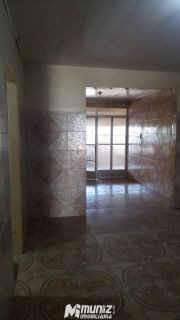 VENDE-SE CASA NA RUA PARAIBA - BAIRRO AMERICA
