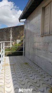 VENDE-SE CASA NA RUA PARAIBA - BAIRRO AMERICA