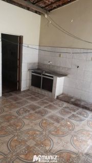 VENDE-SE CASA NA RUA PARAIBA - BAIRRO AMERICA