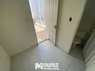 ALUGA-SE CASA NA RUA SD. PETRONILO JOSÉ DOS SANTOS