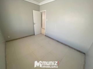 ALUGA-SE ÓTIMA CASA   PARA COMERCIO E RESIDÊNCIA ,NA RUA SD. PETRONILO JOSÉ DOS SANTOS